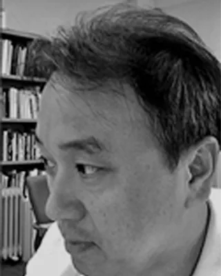 대구대학교 디자인예술대학장 김정환 흑백 인물 사진